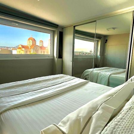 Knd Living Concept - Penthouse Appartement Nea Alikarnassos Buitenkant foto